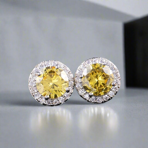 Luxury CZ Stud Earrings For Women Romantic Elegant for Daily Use.