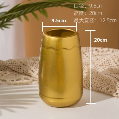 Luxury Europe Gold-plated Ceramic Vase Home Decor Creative Design Porcelain Decorative Flower Vase For Wedding Decoration
