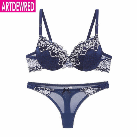 Conjunto de Sujetador de encaje de alta gama, ropa interior push-up, bragas finas y gruesas, lencería íntima de encaje hueco