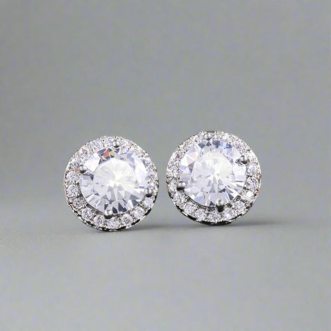 Luxury CZ Stud Earrings For Women Romantic Elegant for Daily Use.