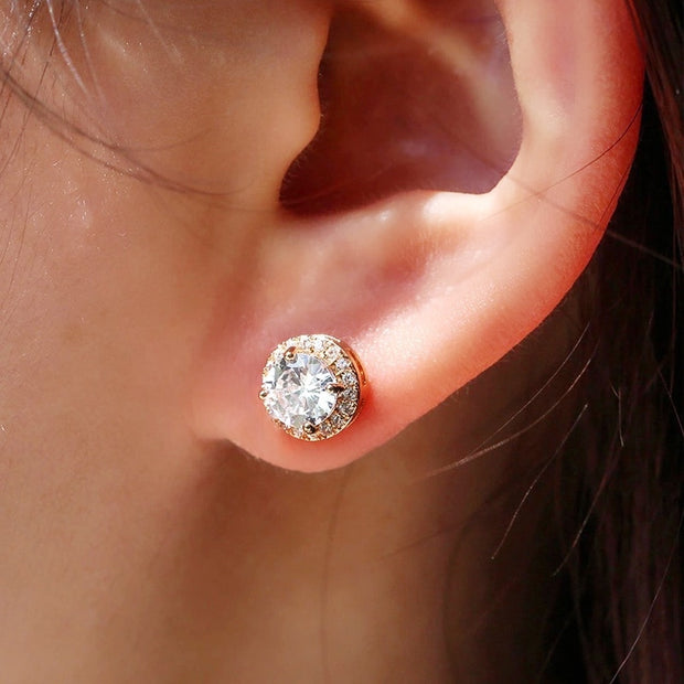 Luxury CZ Stud Earrings For Women Romantic Elegant for Daily Use.
