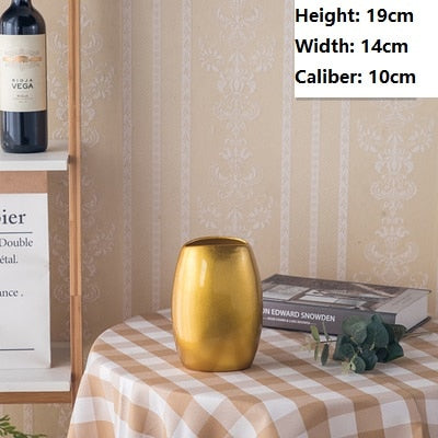 Luxury Europe Gold-plated Ceramic Vase Home Decor Creative Design Porcelain Decorative Flower Vase For Wedding Decoration