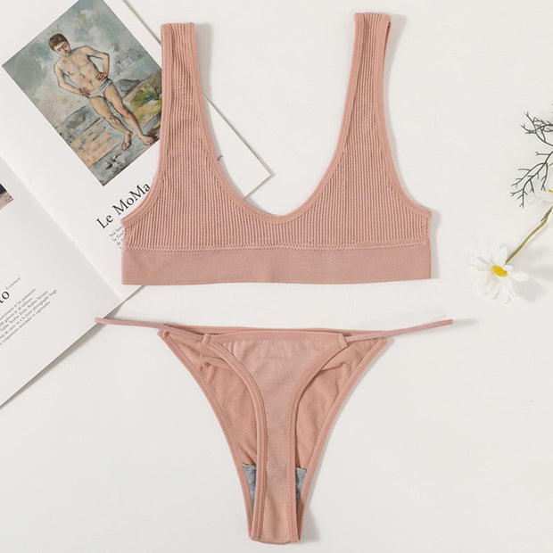 Conjunto de sujetadores sin costuras para mujer, Bralette sin aros, ropa interior de Bikini, tangas de cintura baja, Tops lisos con escote, lencería Sexy