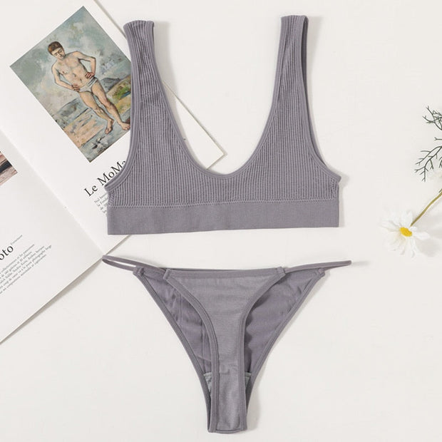Conjunto de sujetadores sin costuras para mujer, Bralette sin aros, ropa interior de Bikini, tangas de cintura baja, Tops lisos con escote, lencería Sexy