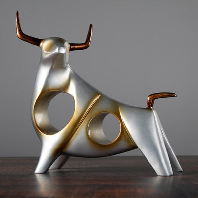 ERMAKOVA Cattle Statue Ox Home Decor Living Room Bull Sculpture Wine TV Cabinet Ornament Crafts Abstract Animal Figurine